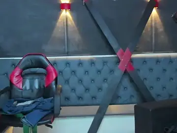 Stripchat Free Live Porn of Terrance_z