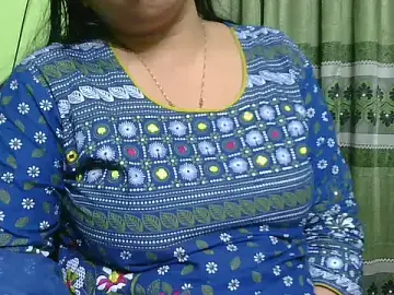 Stripchat Live Sex Cam of fairy_queen07