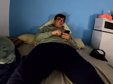 Stripchat Sex Cam of sorolla12