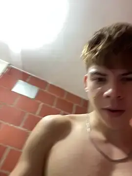 Stripchat Watch Live Sex Cams of Handsome_boys69