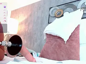 Stripchat Free Porn Cam of Zoey_it