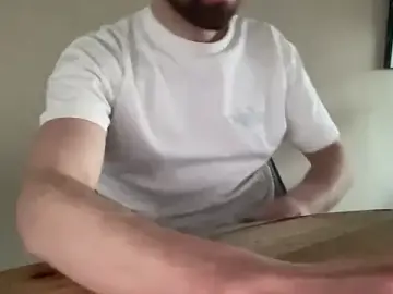 Stripchat Watch Live Sex Cams of bullyboyy