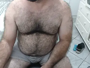 Stripchat Free Porn Cam of MysterBearMG