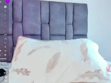 Stripchat Adult Webcams of Vahiolet_smith