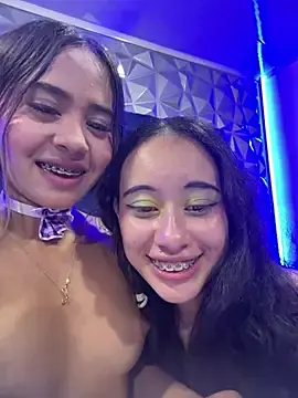 Stripchat Free Porn Cam of l0lita_emi