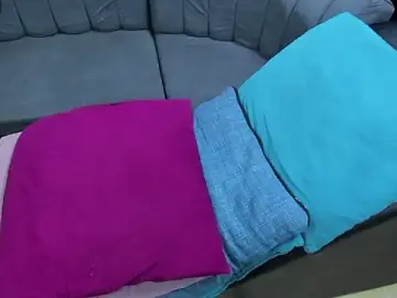 Stripchat Nude Webcam of playsgirlhot