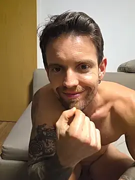 Stripchat Free Porn Cam of Mystery_Mark