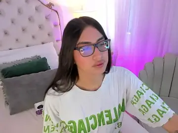 Stripchat Live Sex Cam of cherrylady_02