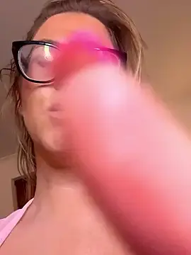 Stripchat Free Live Porn of Charleigh_xx