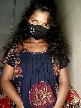 Stripchat Free Porn Cam of Renuka_GG