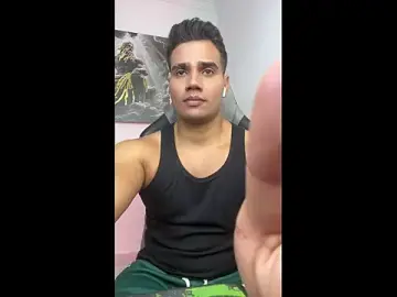 Stripchat Free Live Porn of AndresRodriguez1