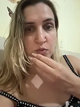 Stripchat Adult Webcam of Bia_sexynovaes