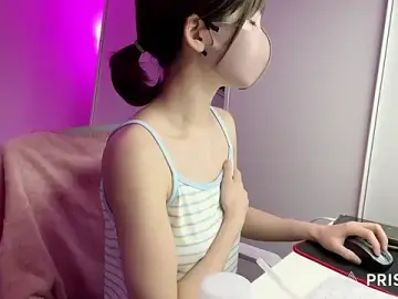 Stripchat Free Porn Cam of gumi_0418