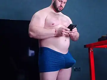 Stripchat Free Porn Cam of muscularjohnforuX
