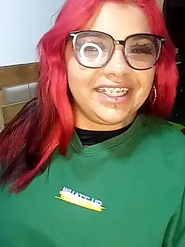 Stripchat Sex Cam of snow_belle