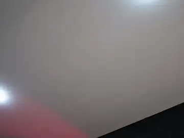 Stripchat Sex Cam of natasha_vesper