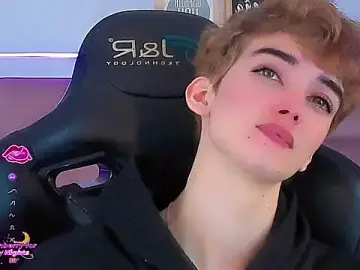 Stripchat Free Porn Cam of Baby_FenixTS