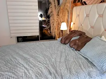 Stripchat Nude Webcam of HOT_LADY_777