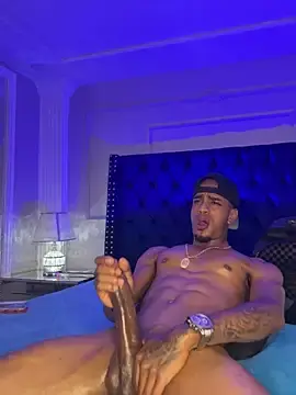 Stripchat Private Sex Chat of AaronCruz_