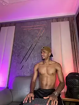 Stripchat Sex Chat of AaronCruz_