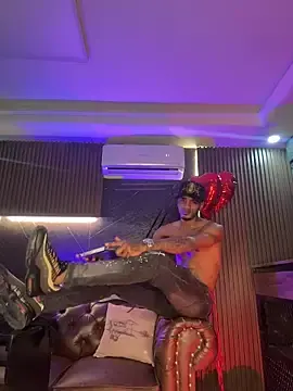 Stripchat Free Porn Cam of AaronCruz_