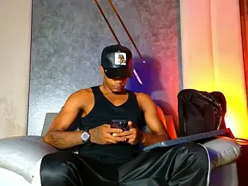 Stripchat Adult Webcams of AaronCruz_
