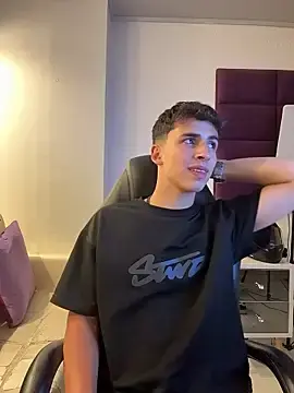 Stripchat Live Porn of AdrianRinaldi