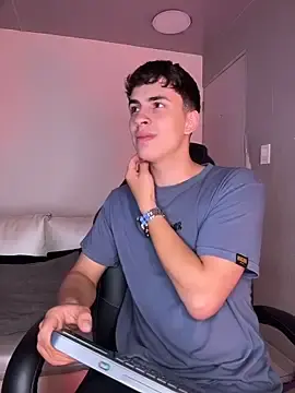 Stripchat Live Sex of AdrianRinaldi