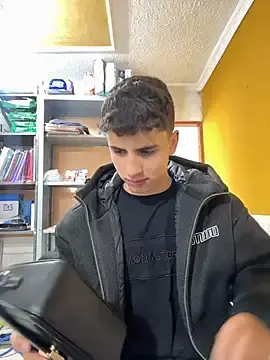 Stripchat Best live sex cam show of AdrianRinaldi