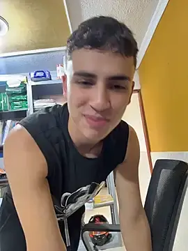 Stripchat Watch Live Sex Cams of AdrianRinaldi