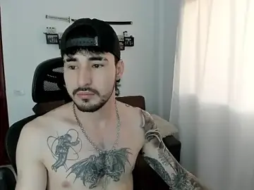 Stripchat Free Porn Cam of DmitriSanders