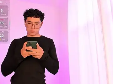 Stripchat Private Sex Chat of LittleMya_