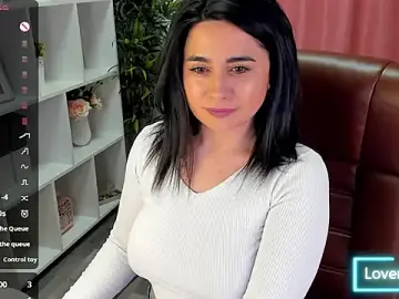 Stripchat Best live sex cam show of EmaBrownie