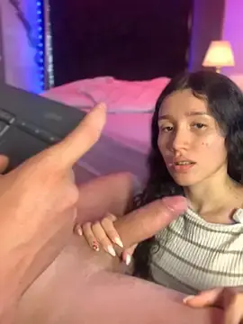 Stripchat Watch Live Sex Cams of SsexCouplee