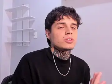 Stripchat Live Porn of Declan-Fox