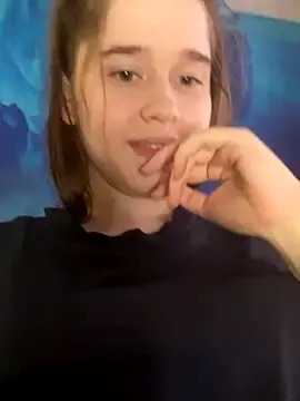Stripchat Adult Webcam of HornyGirlH