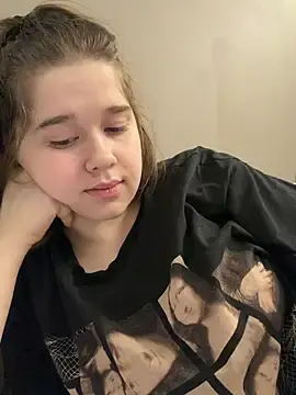 Stripchat Live Sex Cam of HornyGirlH