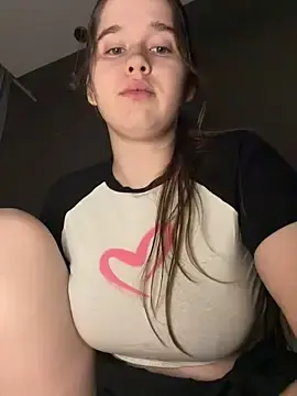 Stripchat Free Live Porn of HornyGirlH