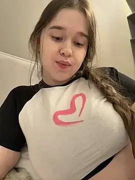Stripchat Live Sex Cam of HornyGirlH