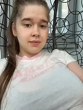 Stripchat Live Sex of HornyGirlH