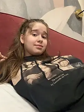 Stripchat Live Sex of HornyGirlH