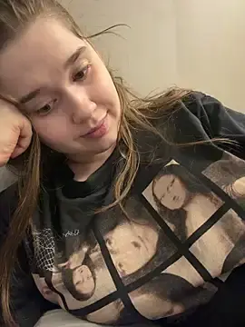 Stripchat Watch Live Sex Cams of HornyGirlH