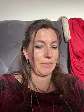 Stripchat Adult Webcam of Lwhite1