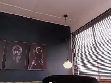 Stripchat Free Porn Cam of deivid_parker