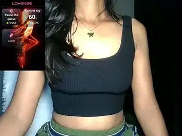 Stripchat Live Sex Cam of glowybekwa