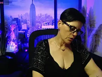 Stripchat Live Sex Cam of ninarandmann