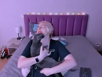 Stripchat Free Porn Cam of sabrinamacmarren