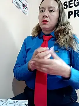 Stripchat Live Sex Cam of Hannah-colx