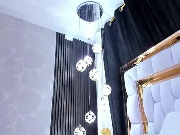 Stripchat Adult Webcams of SarayRoyse