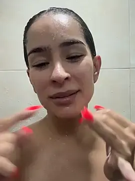 Stripchat Free Porn Cam of Mau_White